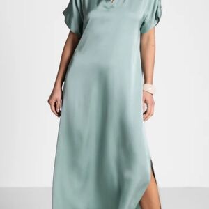 Chic Seafoam Maxi Dress